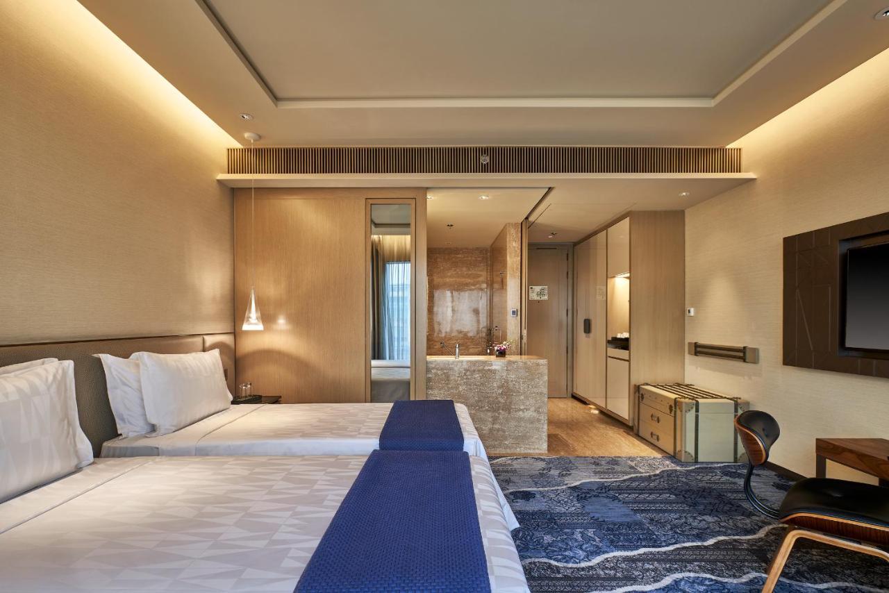 Отель The Den, Bengaluru Экстерьер фото